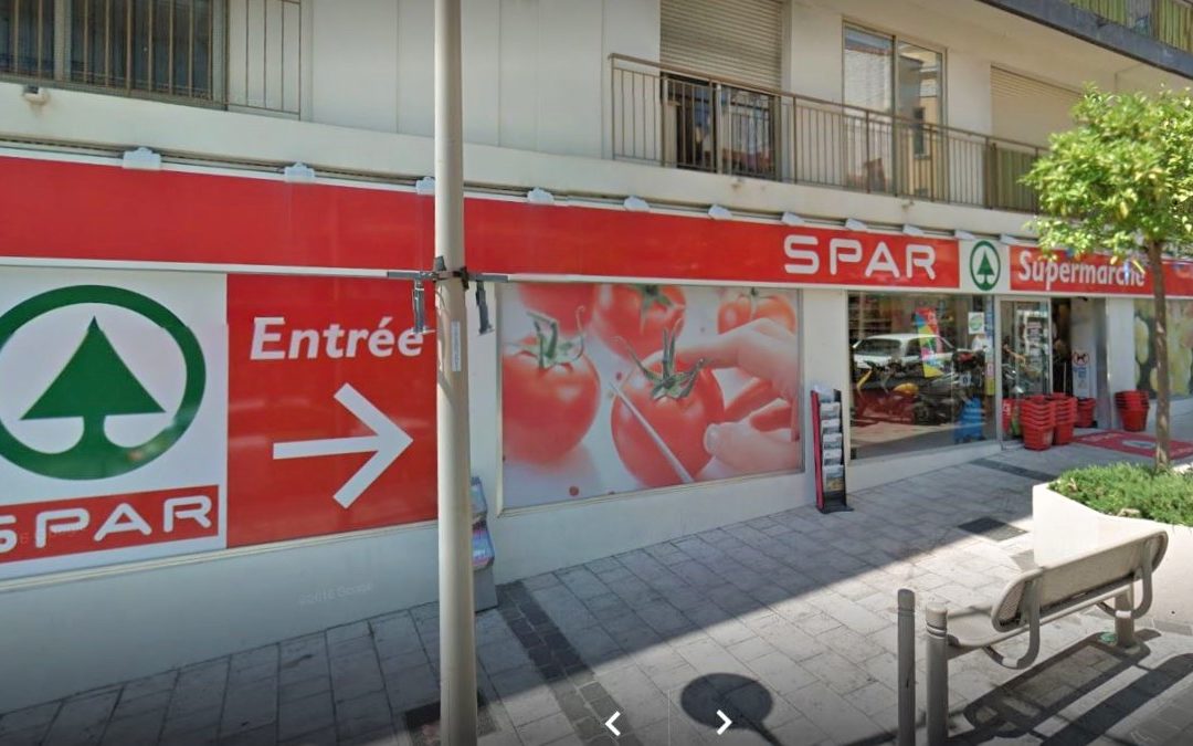 Facelift for the shop “Spar” of Golfe Juan